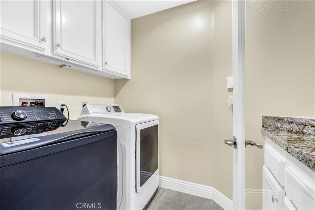 1503 Avenida De Nogales