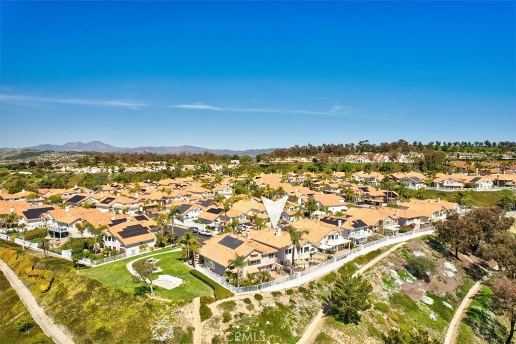 1503 Avenida De Nogales