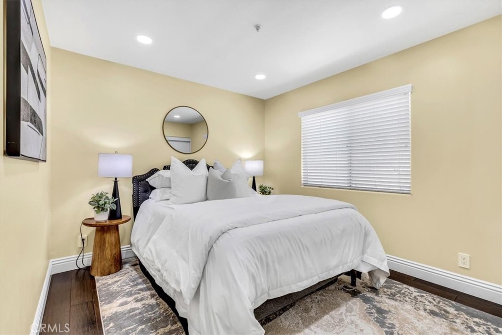 1503 Avenida De Nogales