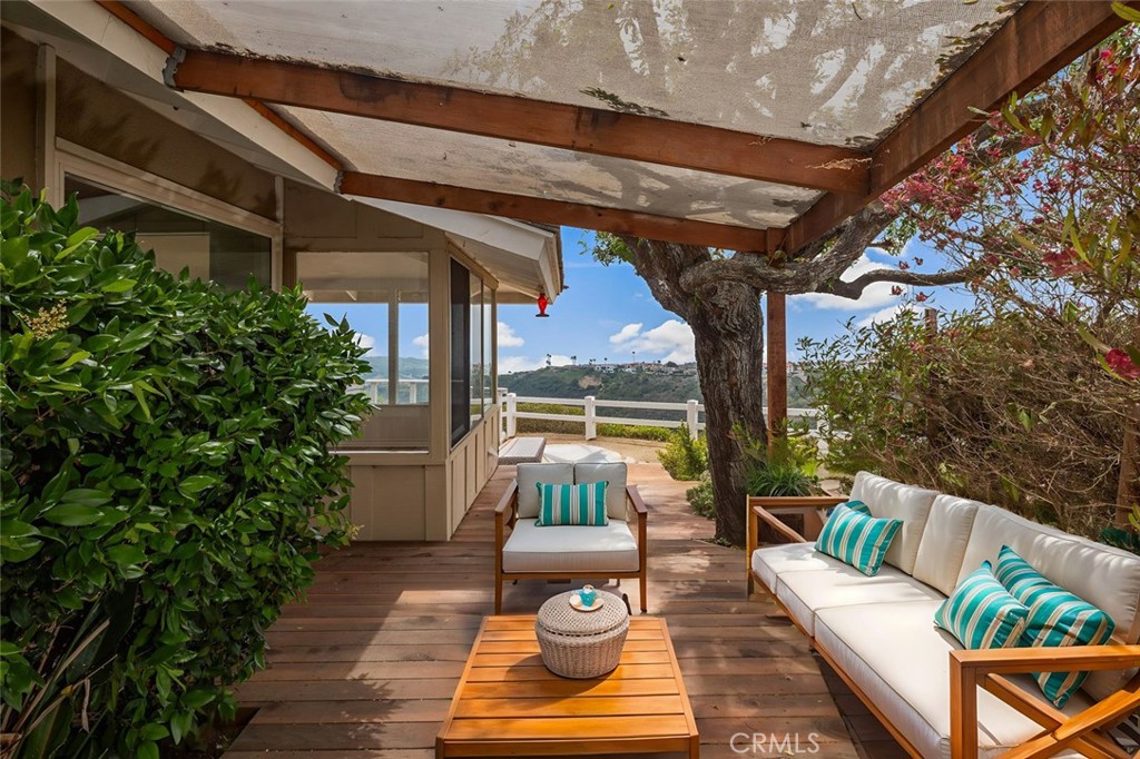 31711 Crystal Sands Drive