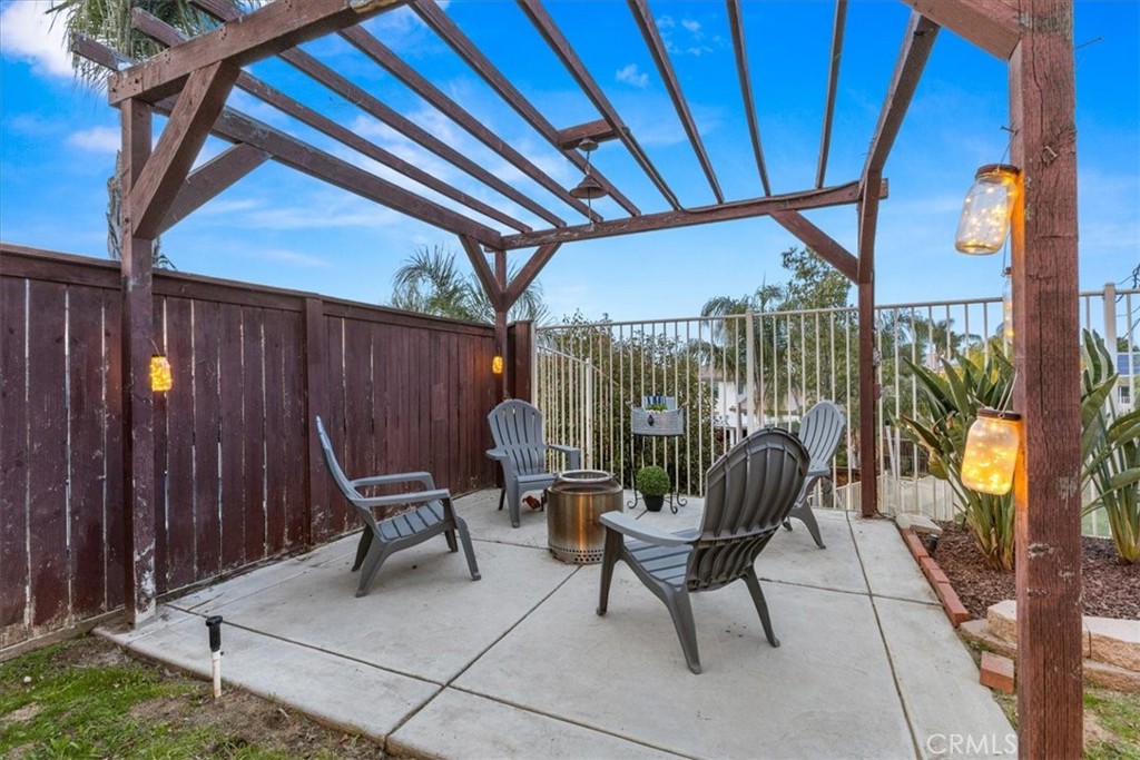 33906 Wagon Train Drive