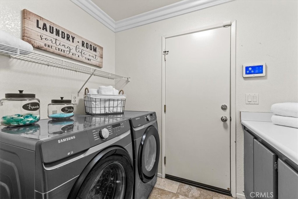 33906 Wagon Train Drive