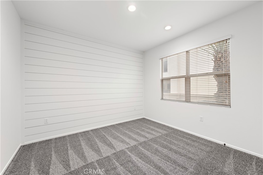 520 S Anaheim Boulevard 4