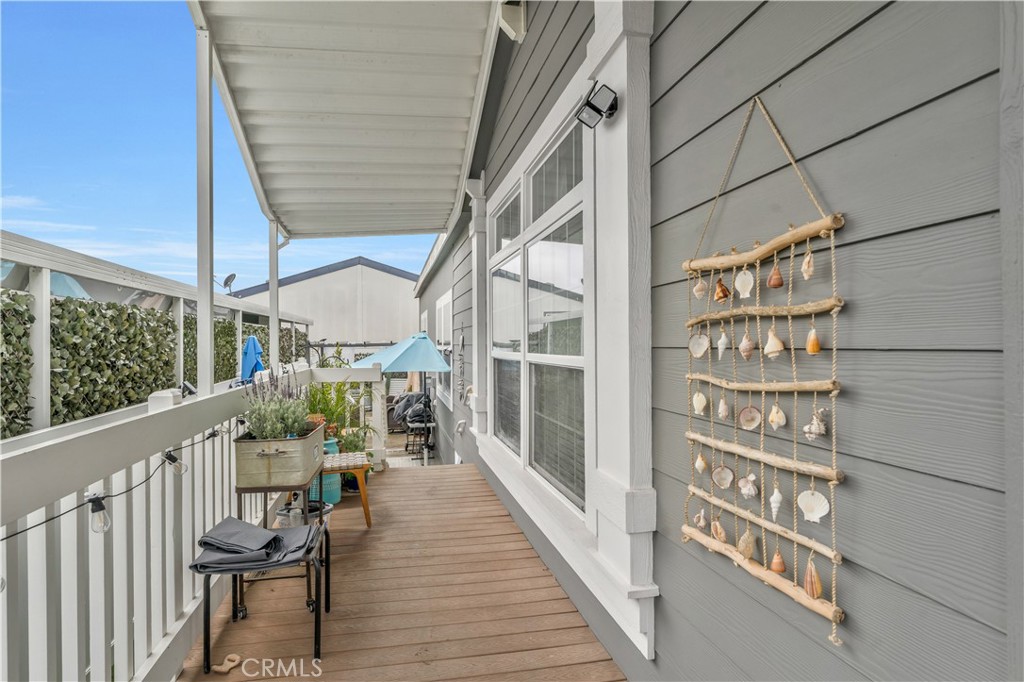 16444 Bolsa Chica Street 14