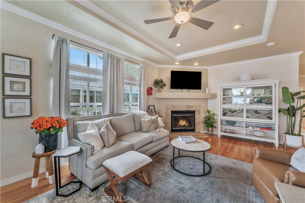 16444 Bolsa Chica Street 14