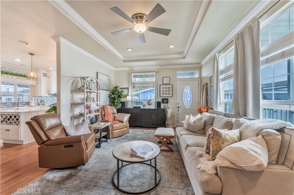 16444 Bolsa Chica Street 14