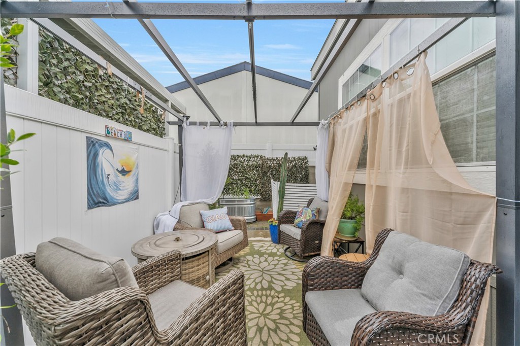 16444 Bolsa Chica Street 14