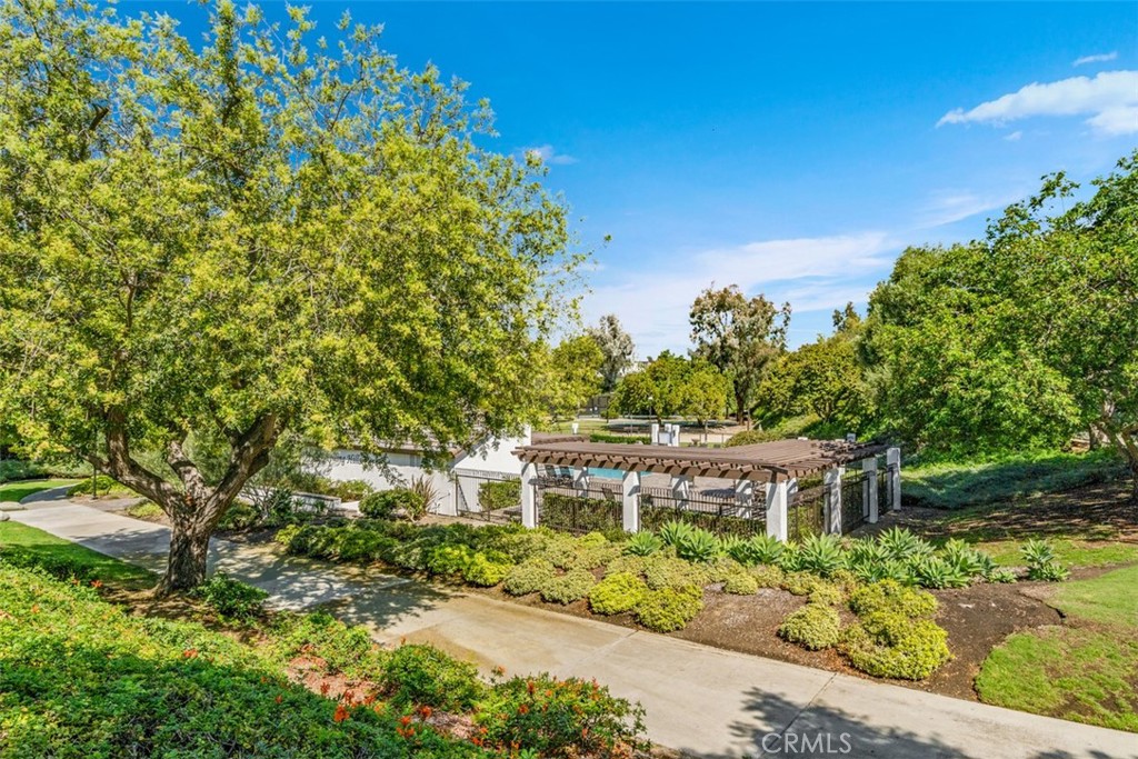 25732 Weston Drive