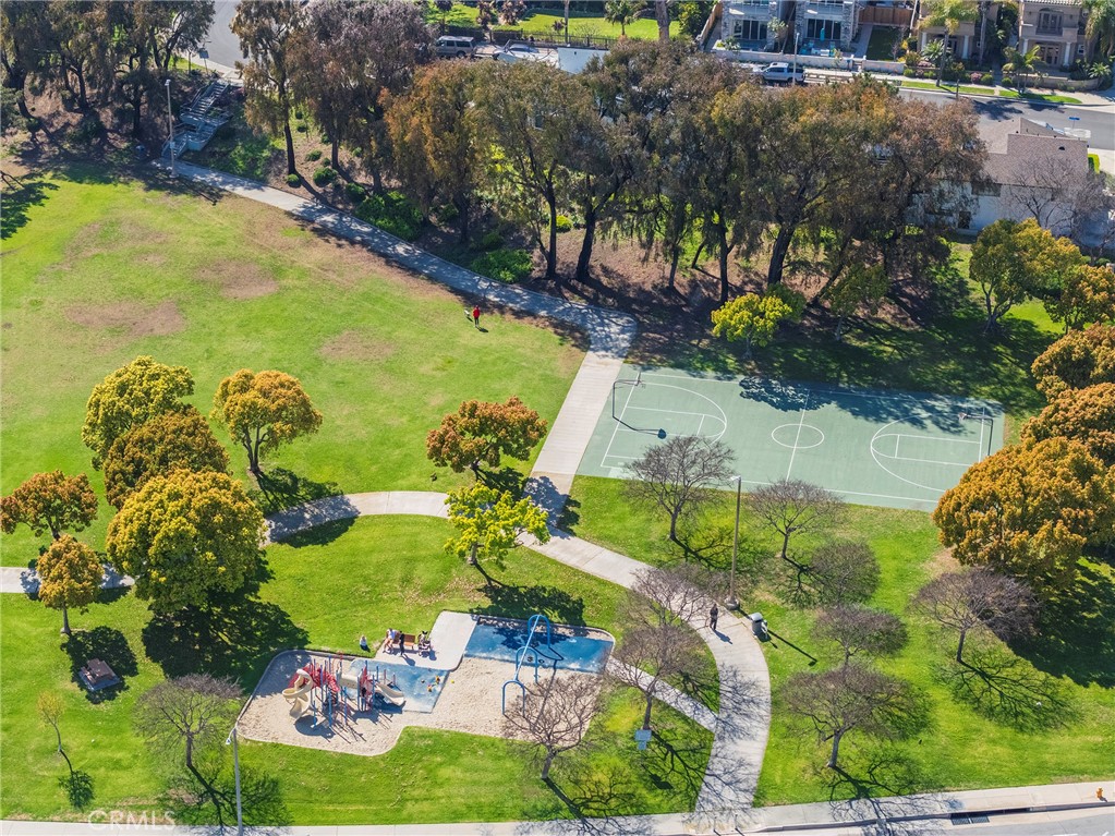 20916 Coastview Lane