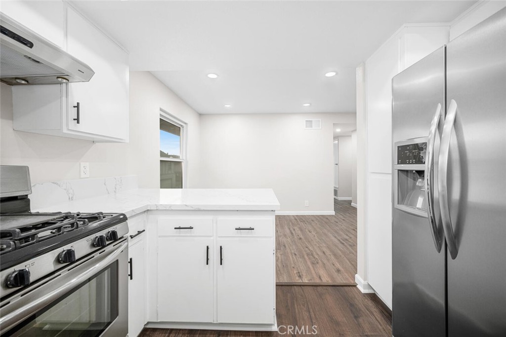 9051 Brownstone Circle