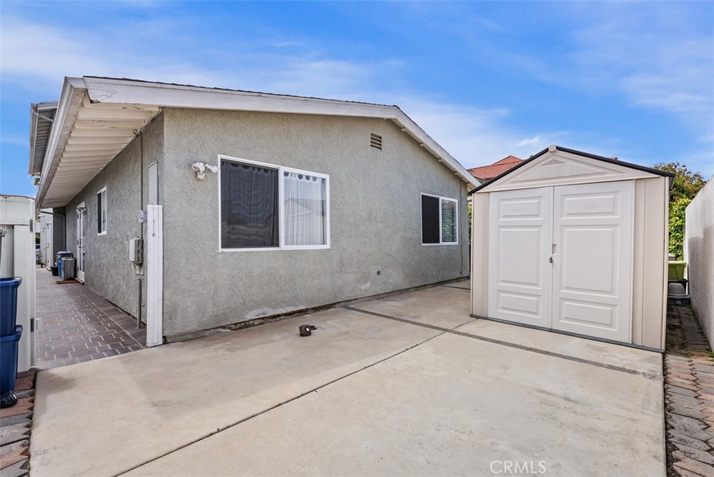 8381 Lomond Drive