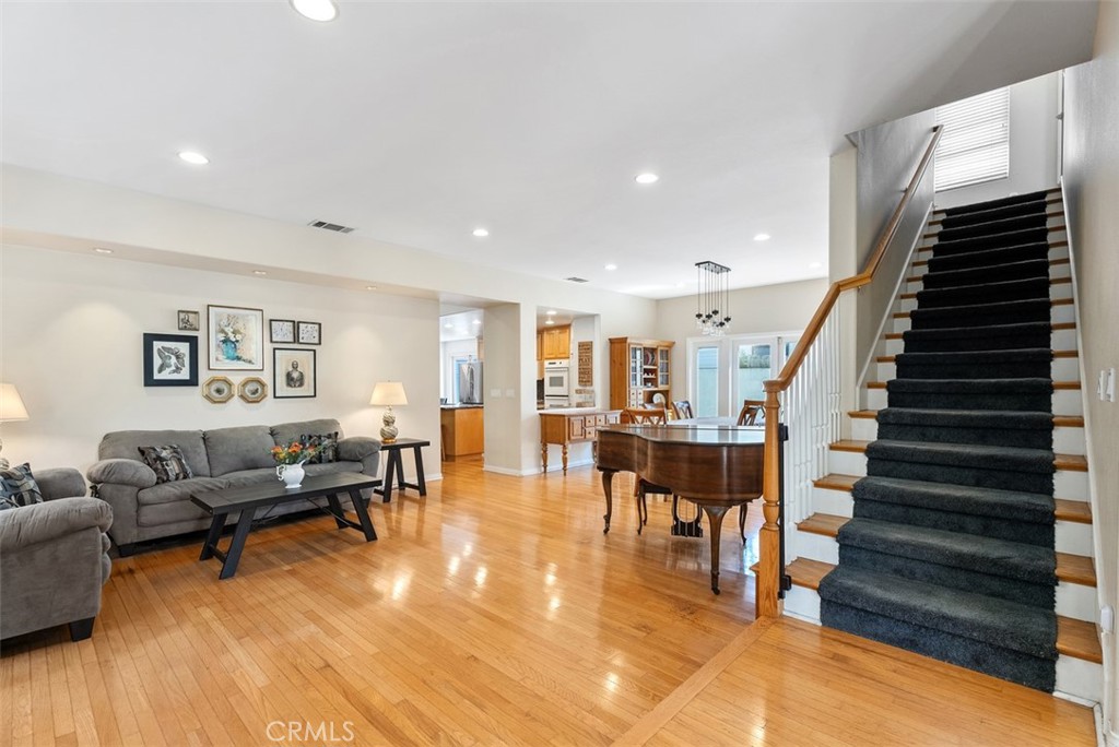 8381 Lomond Drive