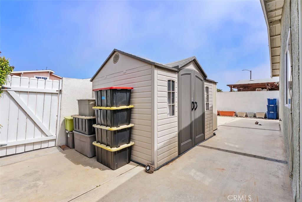 8381 Lomond Drive