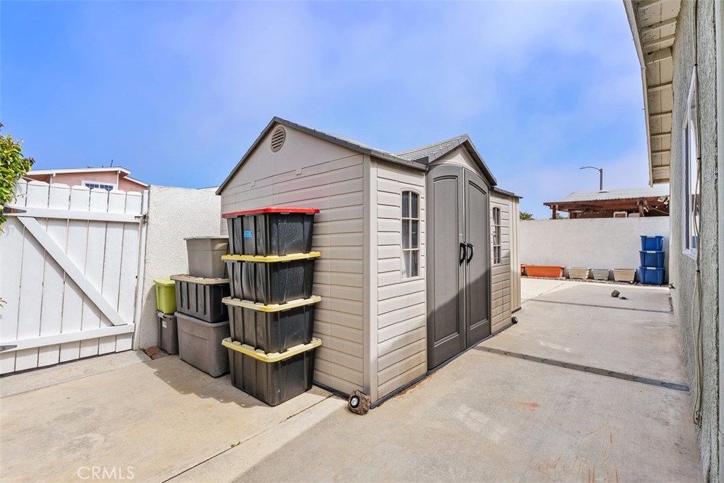 8381 Lomond Drive