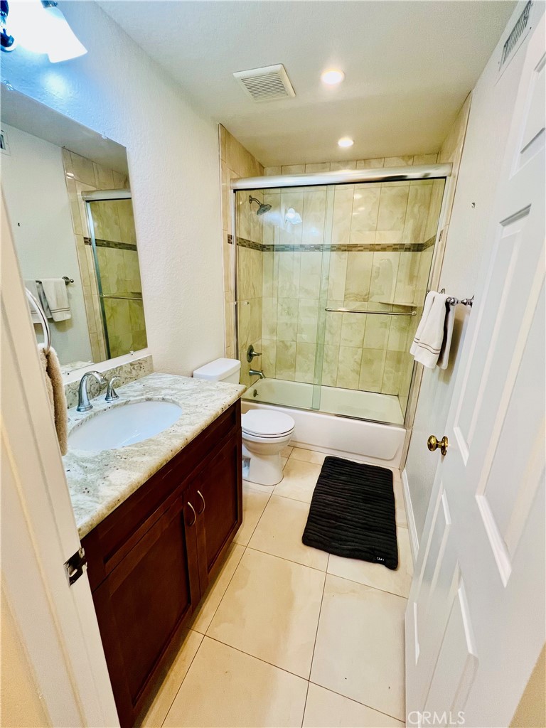 3710 S Bear Street 90