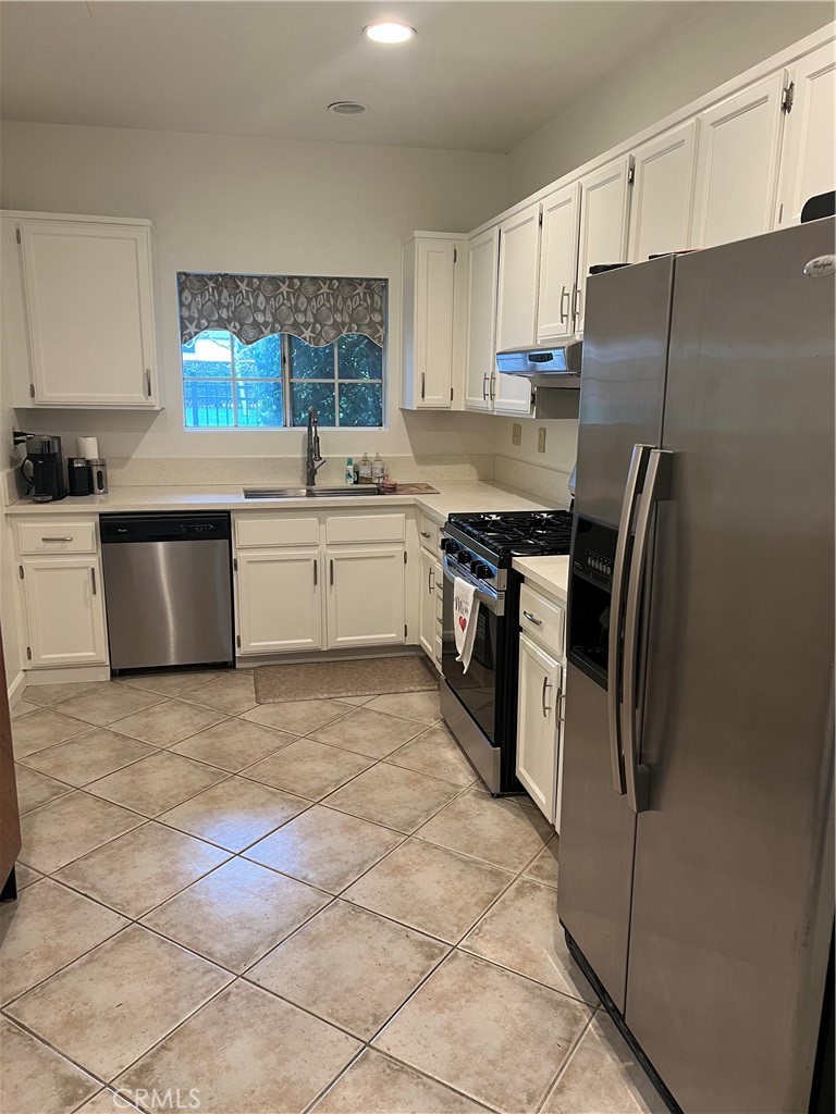 3710 S Bear Street 90