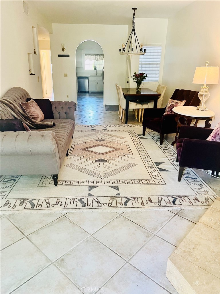 3710 S Bear Street 90