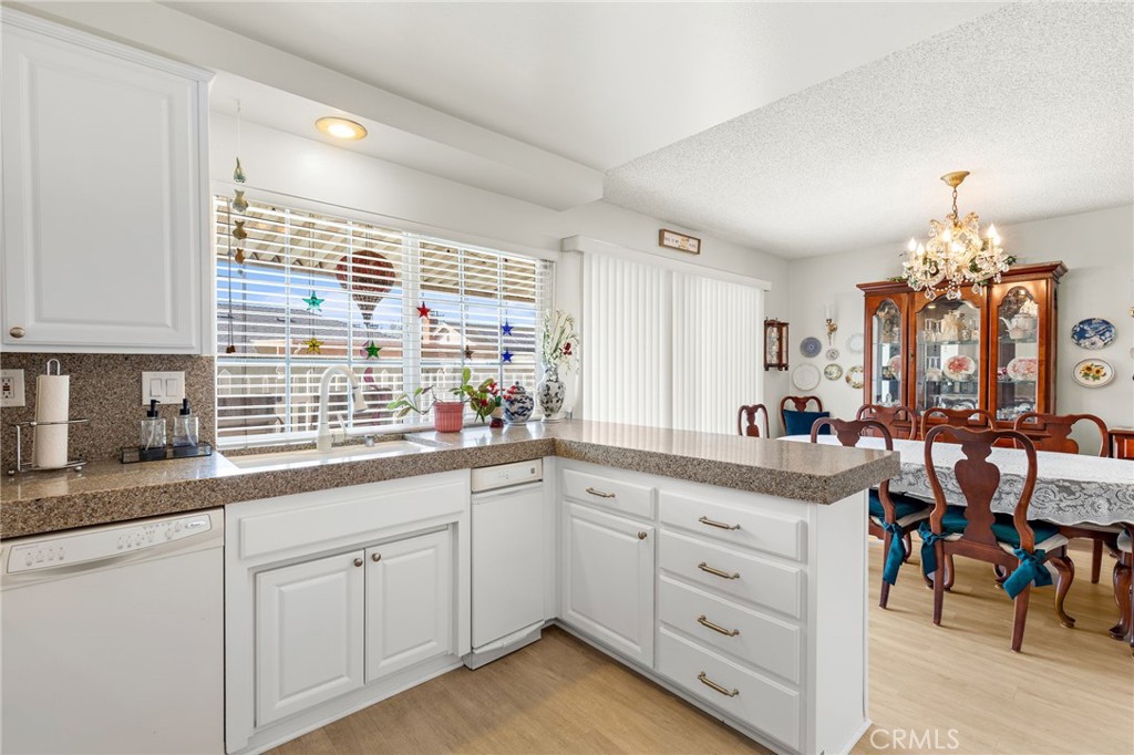 1410 Grovemont Street