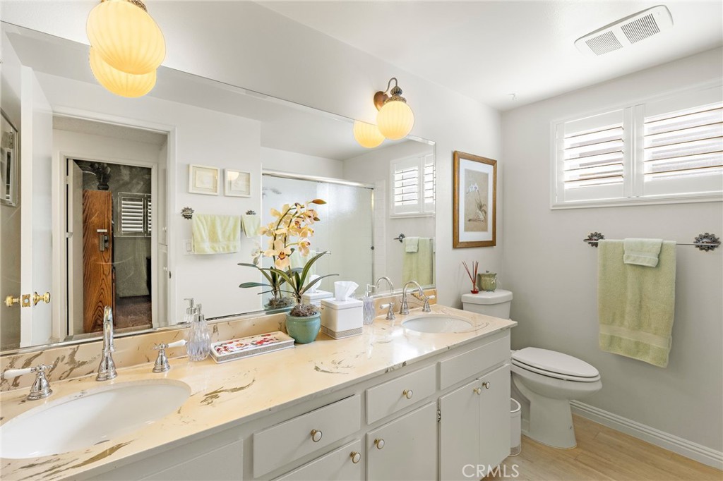 1410 Grovemont Street