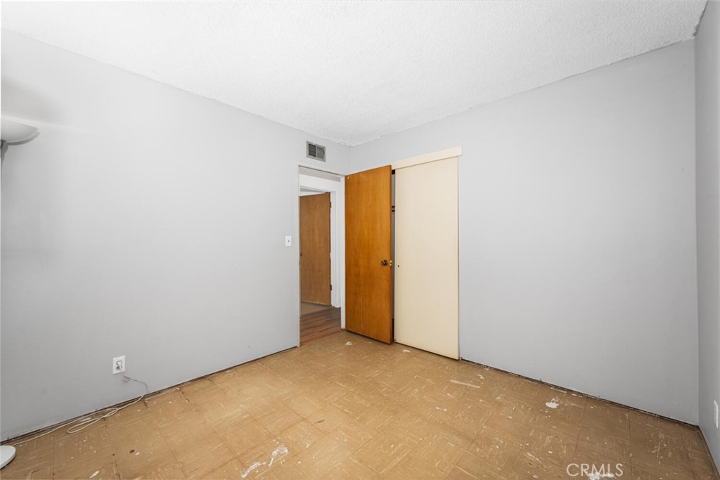 5261 Raintree Street