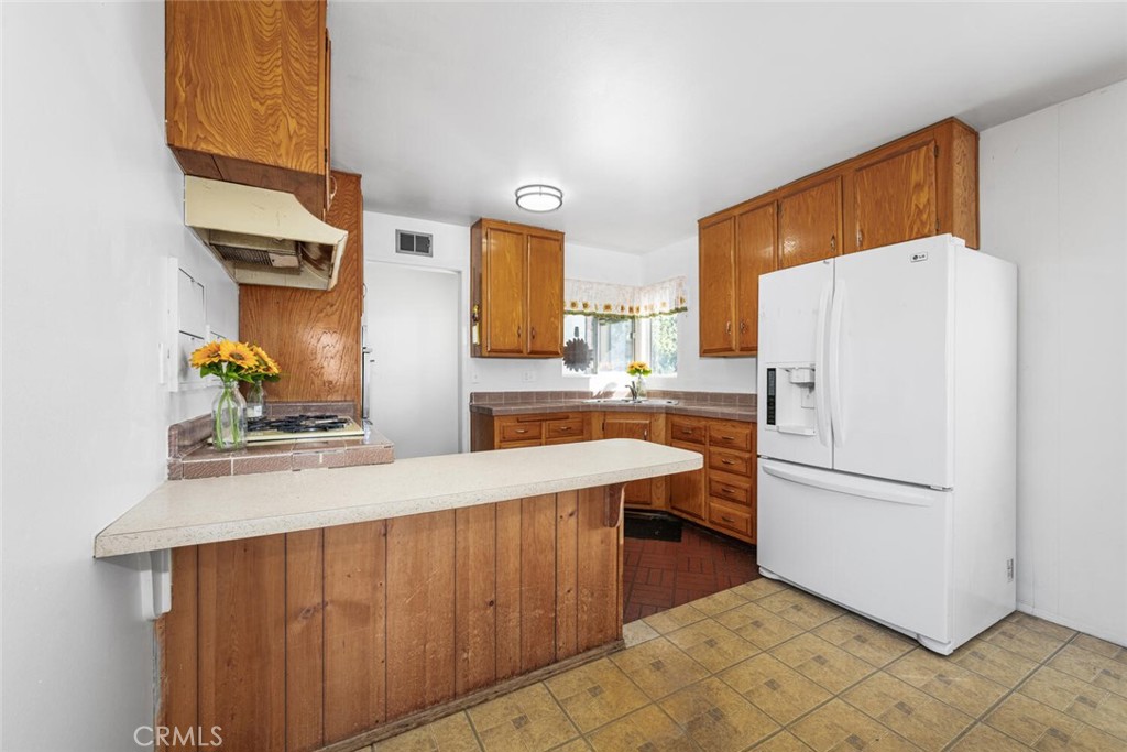 5261 Raintree Street