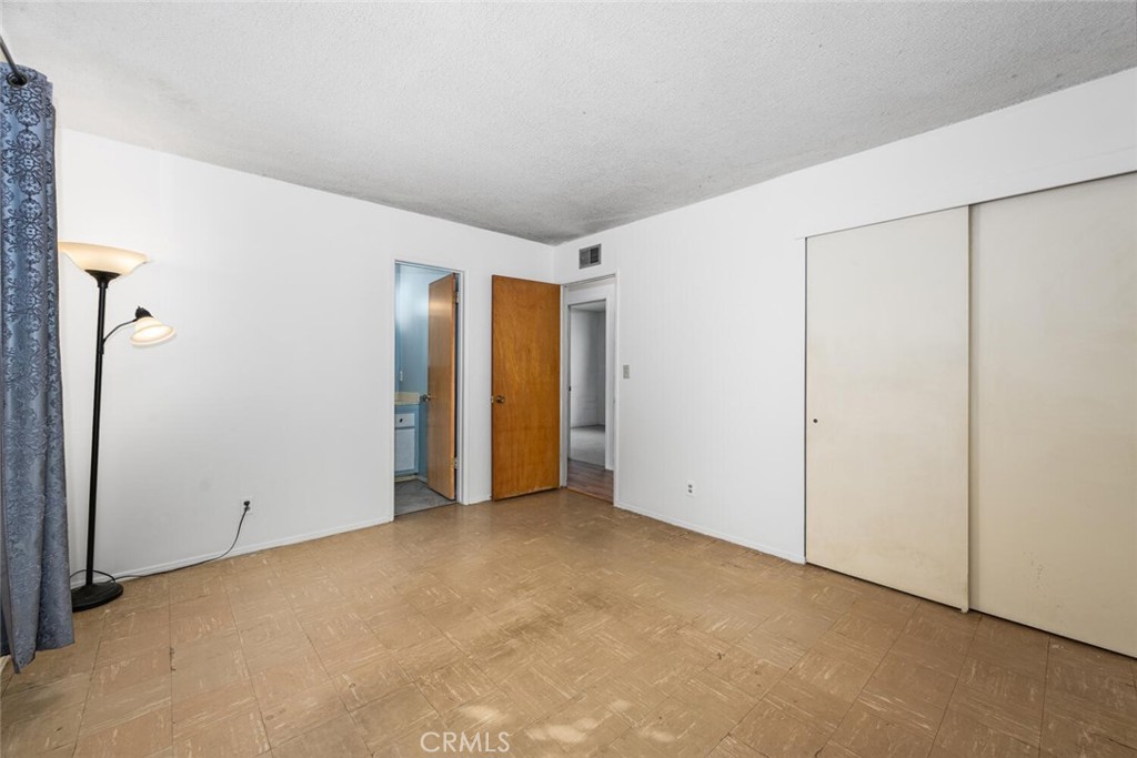 5261 Raintree Street