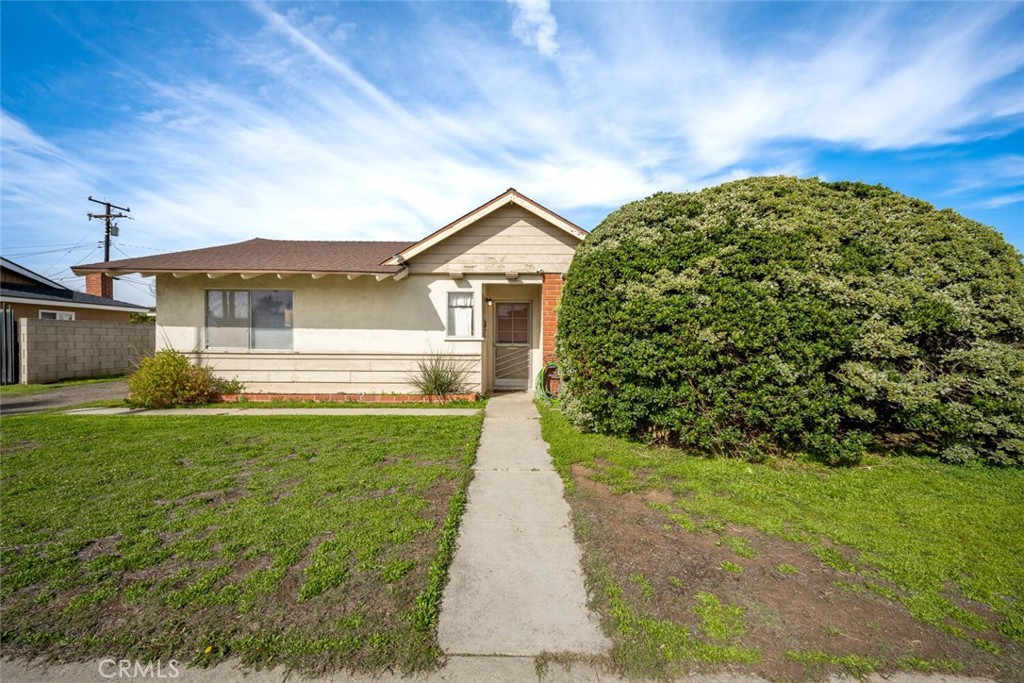 5261 Raintree Street