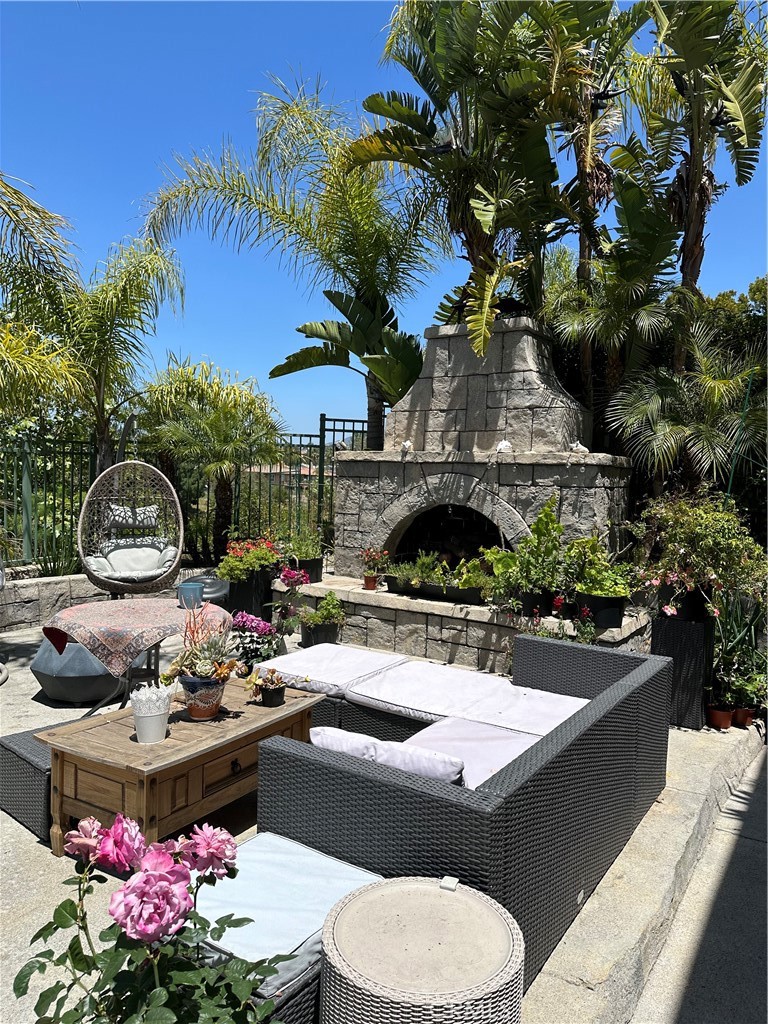 13 Bell Canyon Drive