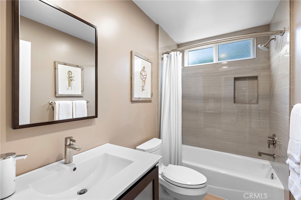 4125 Birchwood Avenue