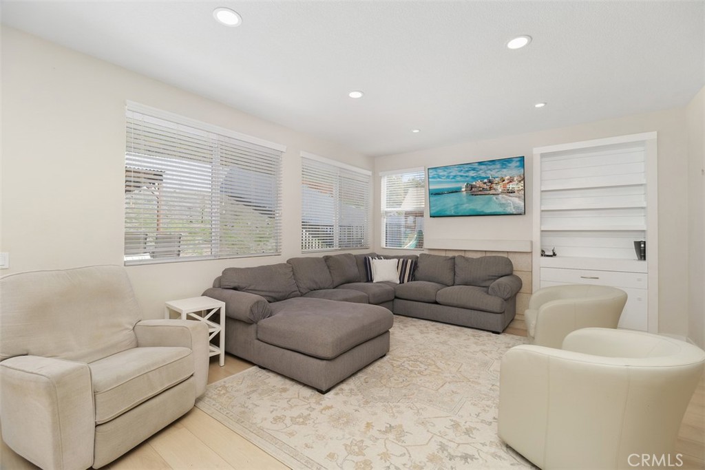 23746 Marin Court