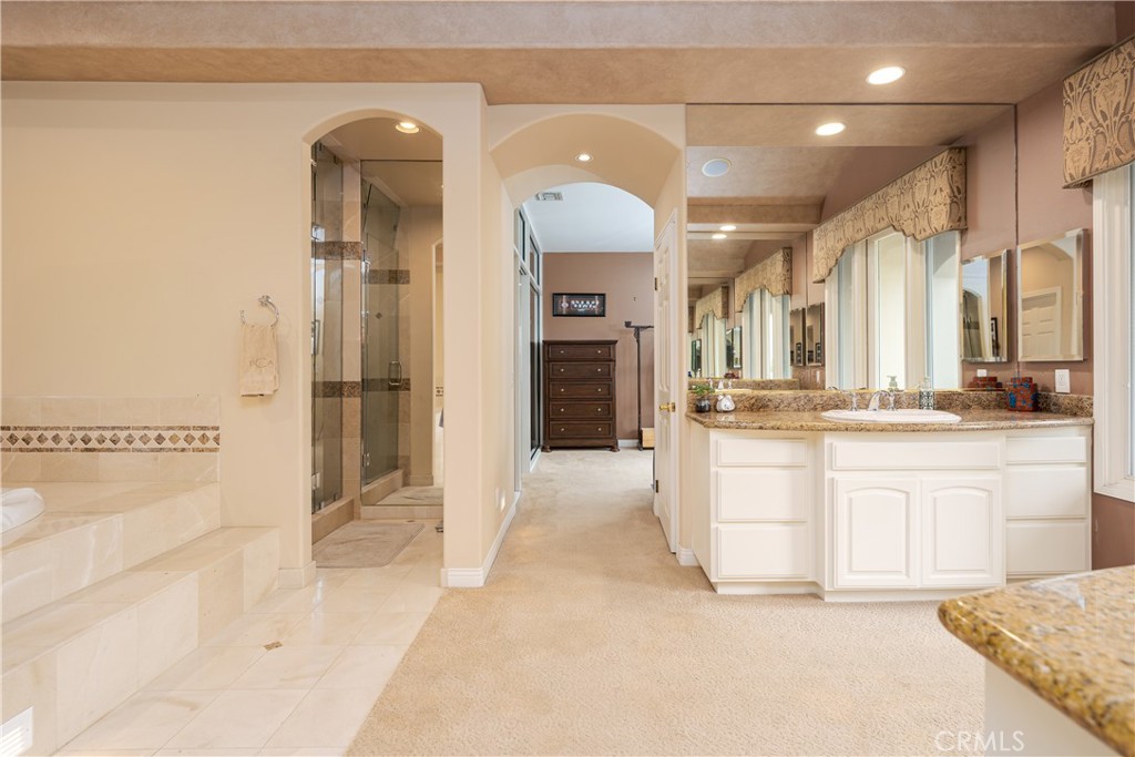12 Santa Barbara Place