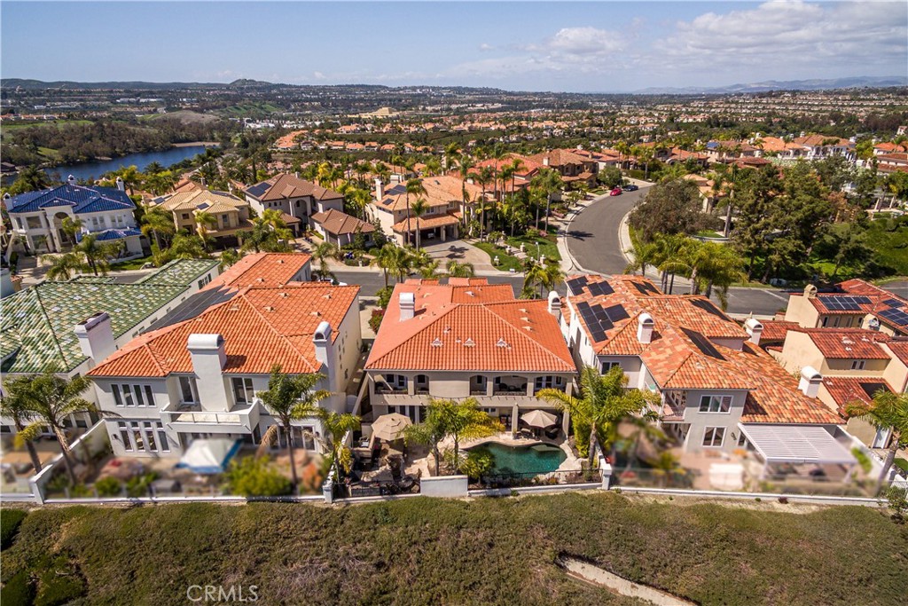 12 Santa Barbara Place