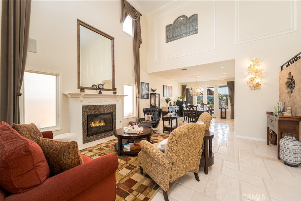 12 Santa Barbara Place
