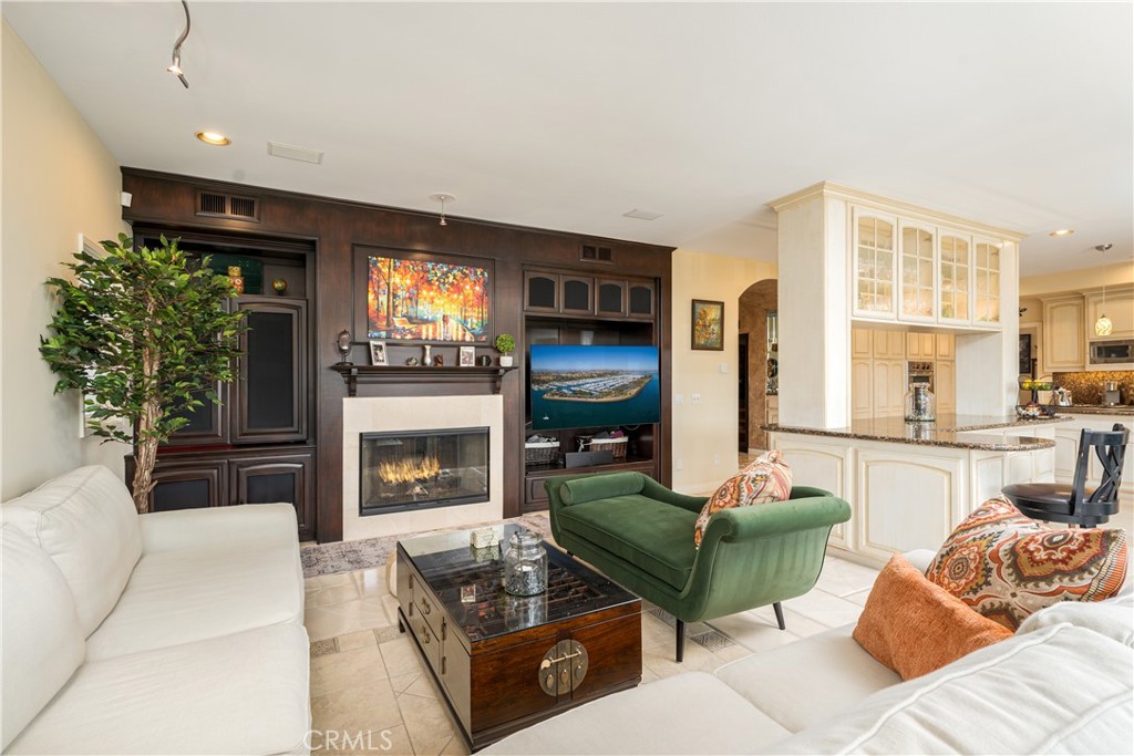 12 Santa Barbara Place