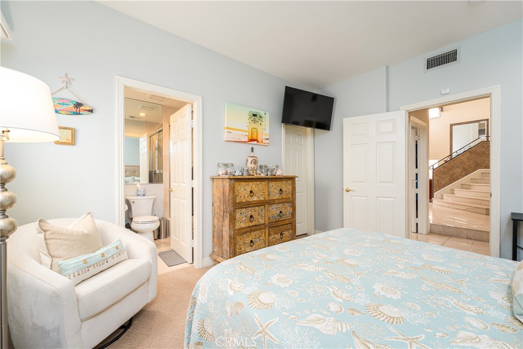 12 Santa Barbara Place