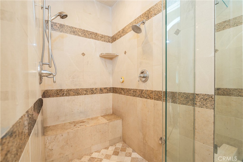 12 Santa Barbara Place