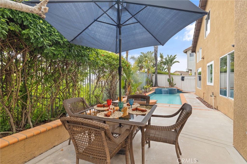 26 Apache Drive