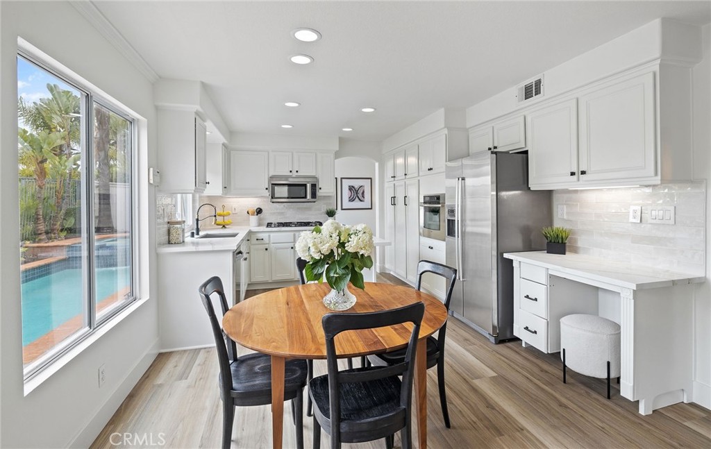 26 Apache Drive