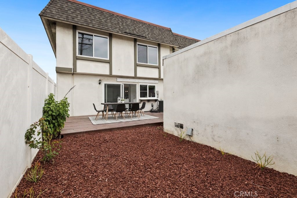 16032 Mount Carmel Court