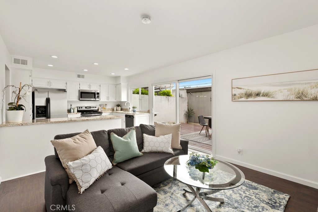 16032 Mount Carmel Court