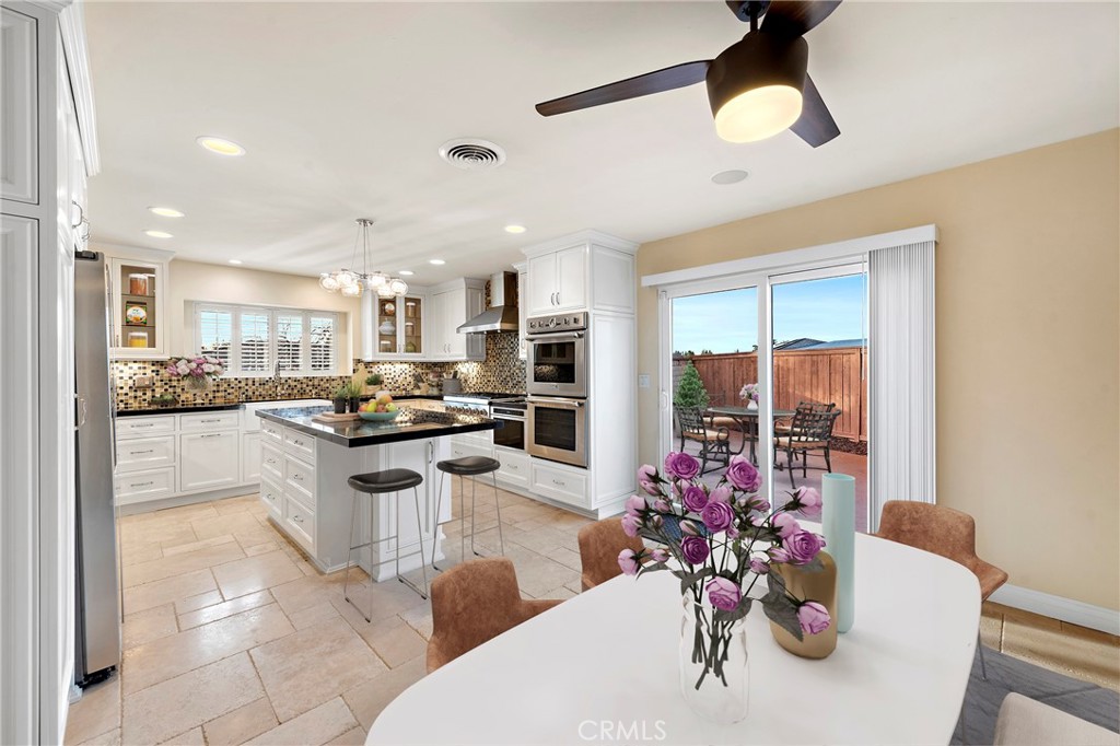 25012 De Salle Street