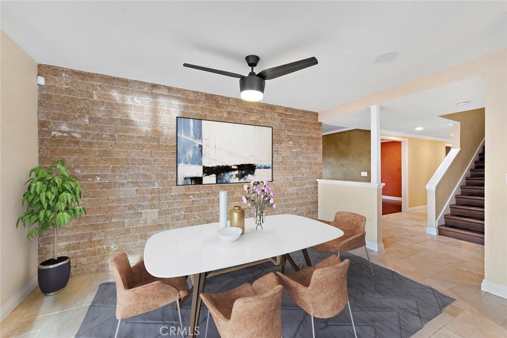 25012 De Salle Street