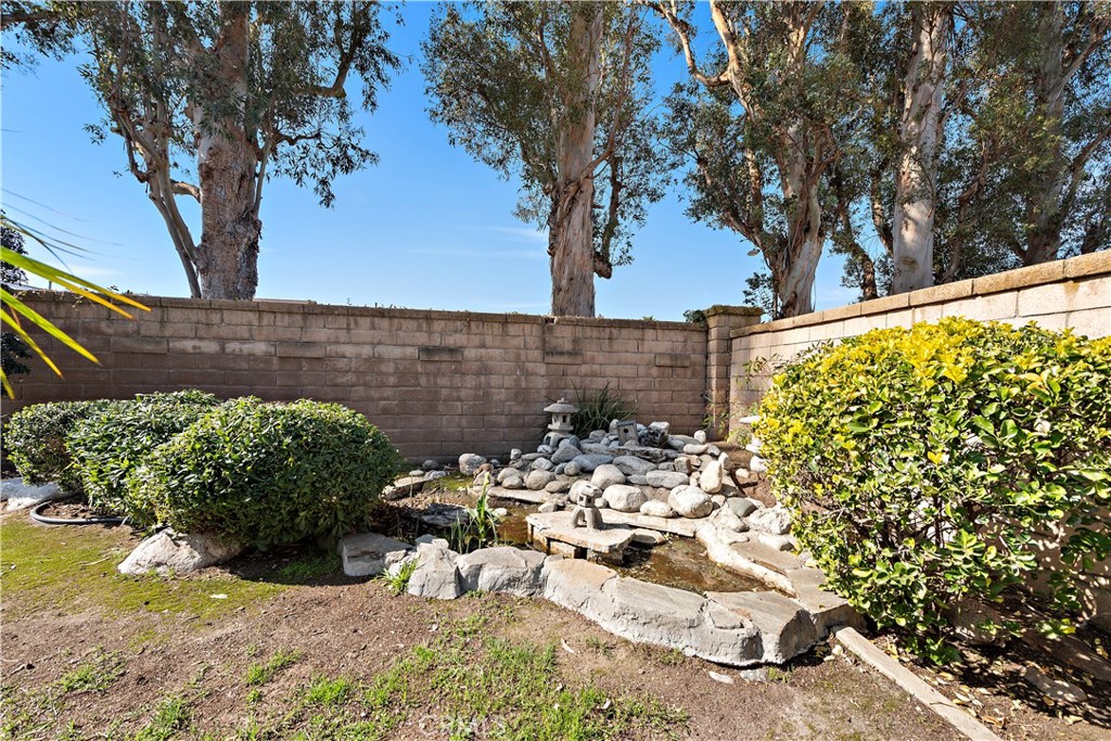 27222 Eastridge Drive