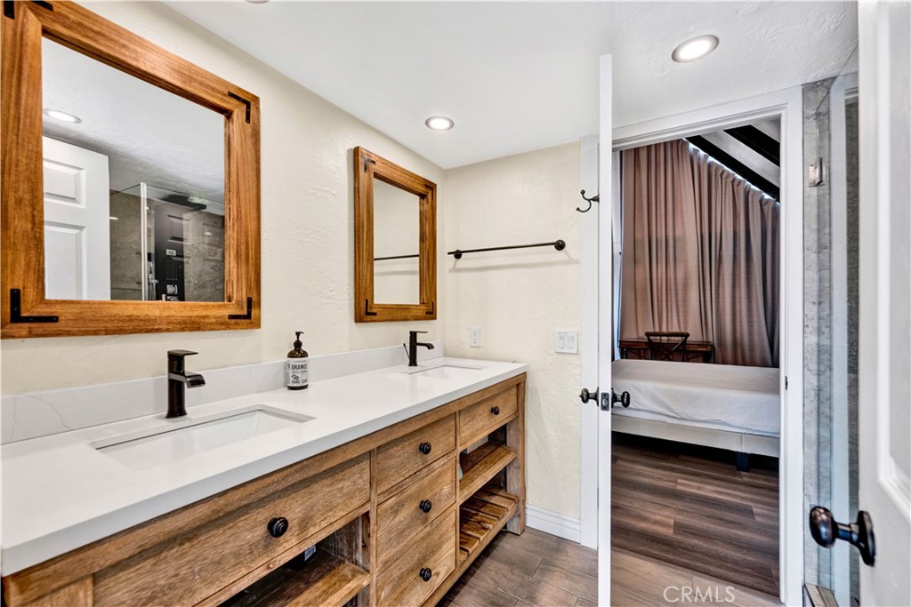 17550 Chestnut Street