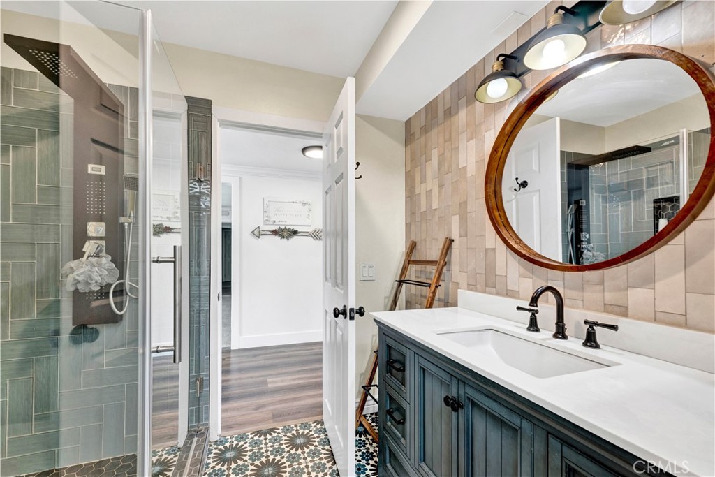 17550 Chestnut Street