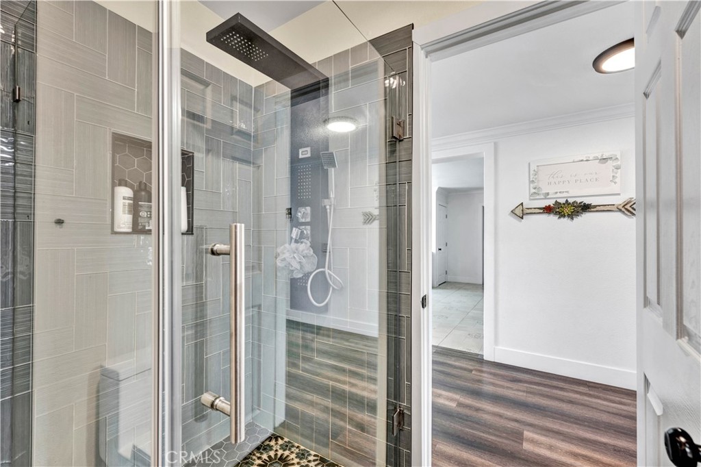 17550 Chestnut Street