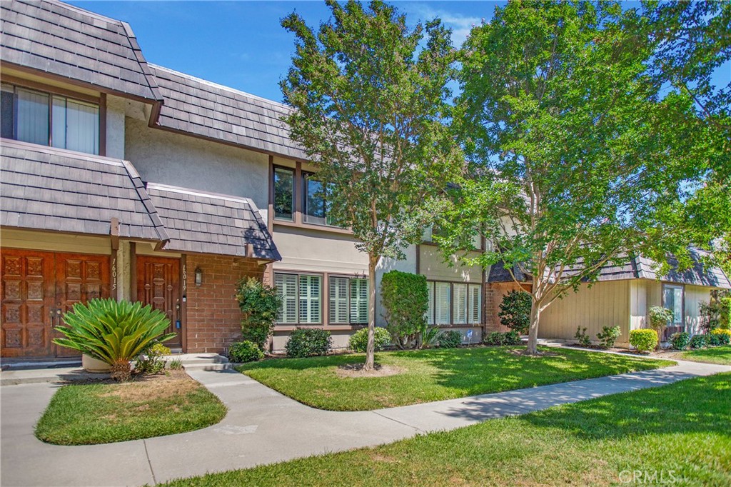 16019 Clearbrook Lane