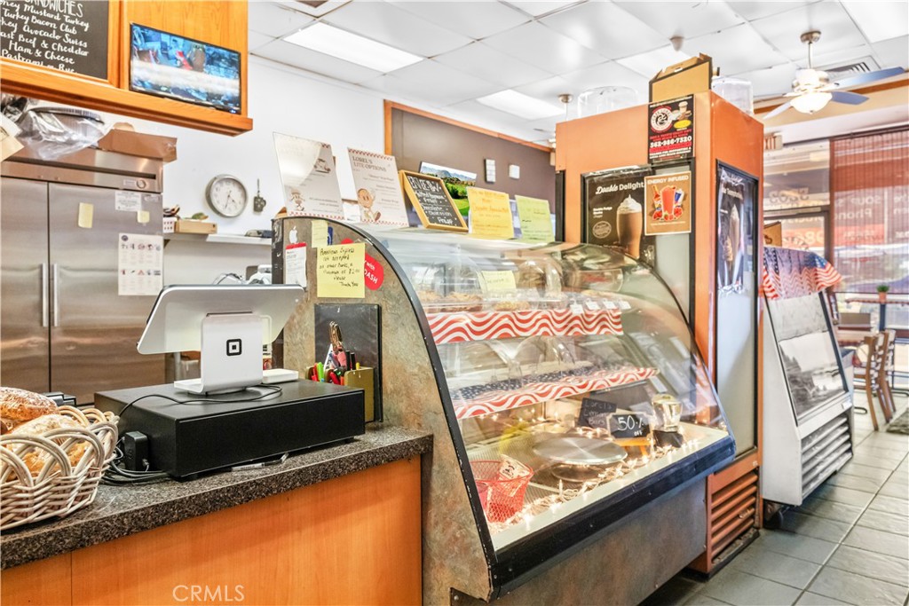 5203 Pacific Coast Hwy