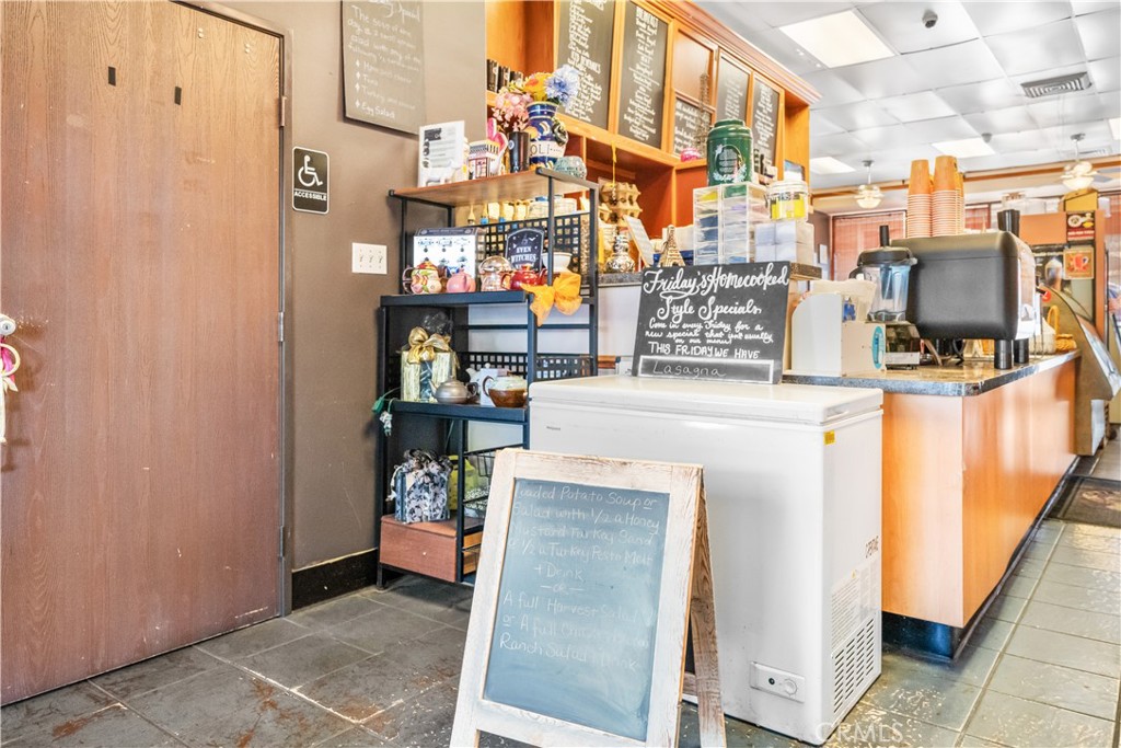 5203 Pacific Coast Hwy