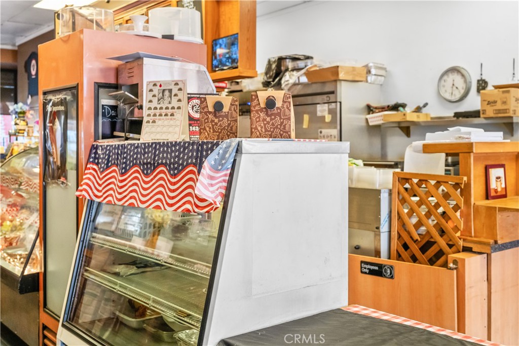 5203 Pacific Coast Hwy